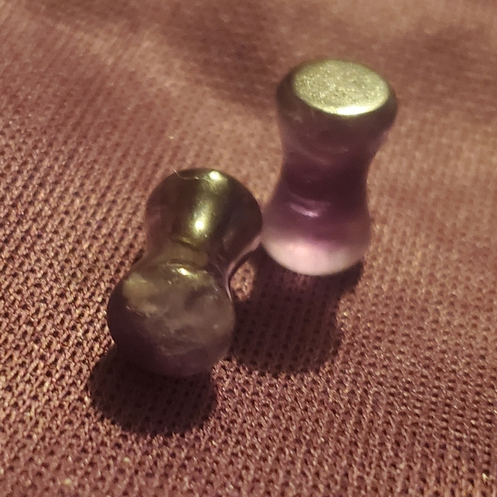 Natural Amethyst saddle plugs 4g